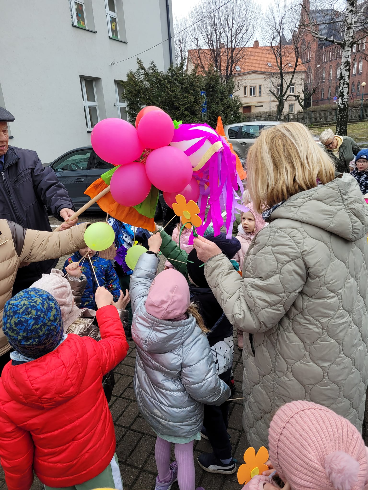 337123100 2180471525469894 2687555864492507425 n